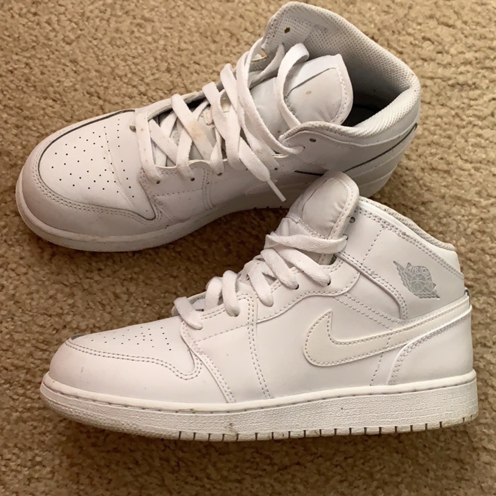 Jordan tennis shoes